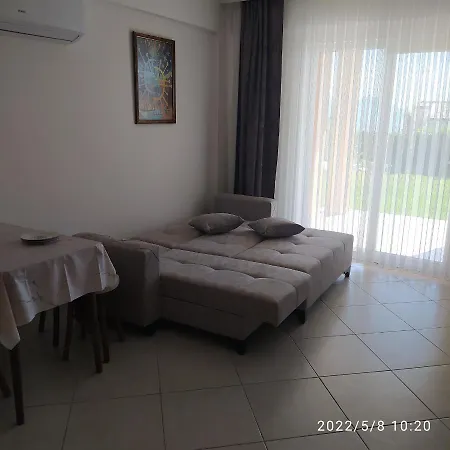 1-bedroom W/ Studio Kitchen In 5* Lejlighed *