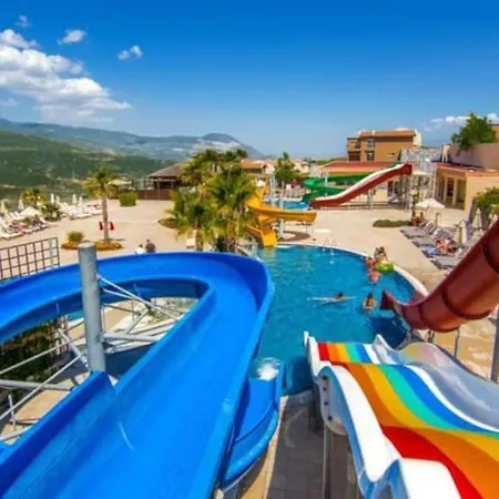 1-bedroom W/ Studio Kitchen In 5* * Kusadası