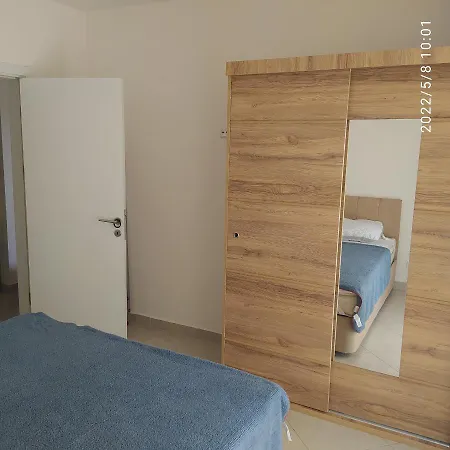 1-bedroom W/ Studio Kitchen In 5*